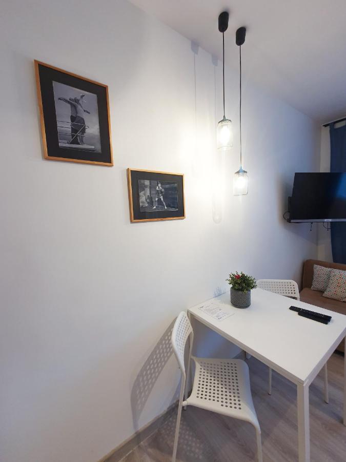K-Town - City Center Park Studio Kaunas Bagian luar foto